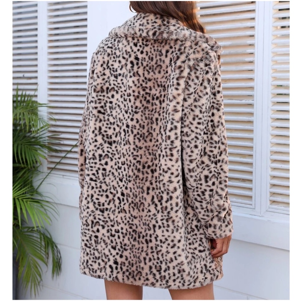 Cozy Leopard Print Vegan Fur Jacket Coat - Picture 3 of 4